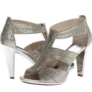 🌟EUC🌟Michael Kors🌟 Silver Glitter Heels